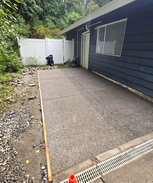 Polished concrete with exposed aggregate in Edmonds 